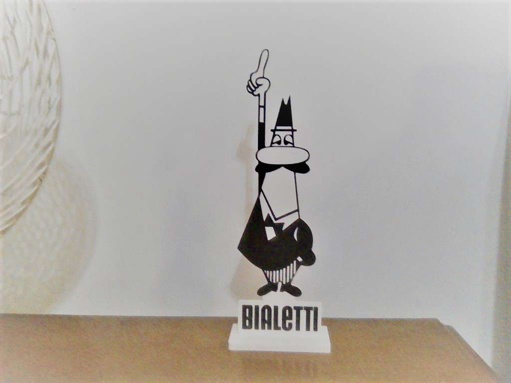 Caffe' Bialetti personaggio plastica alto 35 cm